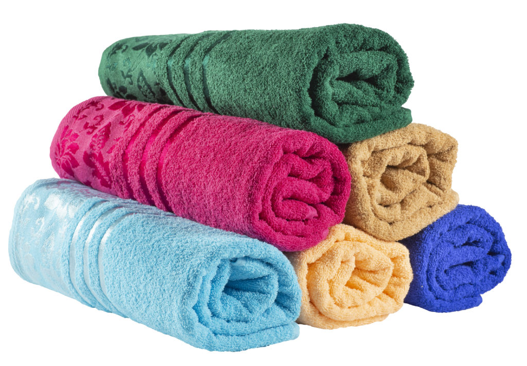 Какие бывают полотенца. Коттоника полотенце махровое. Махровая ткань. Полотенца махровые необычные. Махровые полотенца разноцветные.